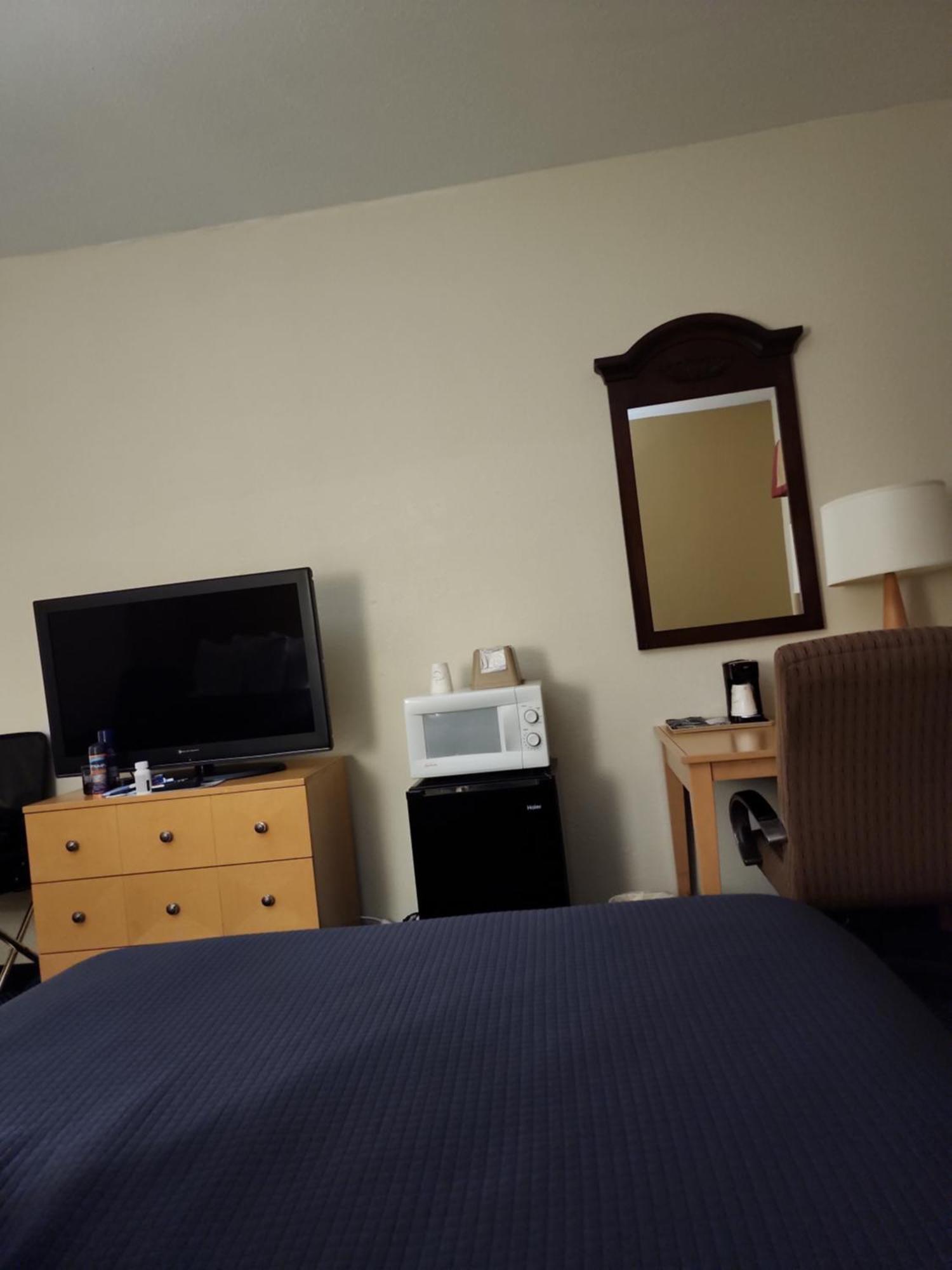 Katahdin Inn & Suites Millinocket Esterno foto